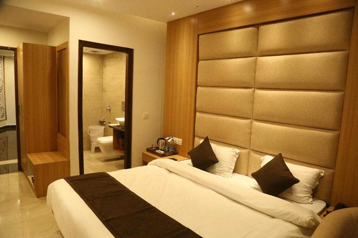 Hotel Shining Hills Mussoorie Exterior foto